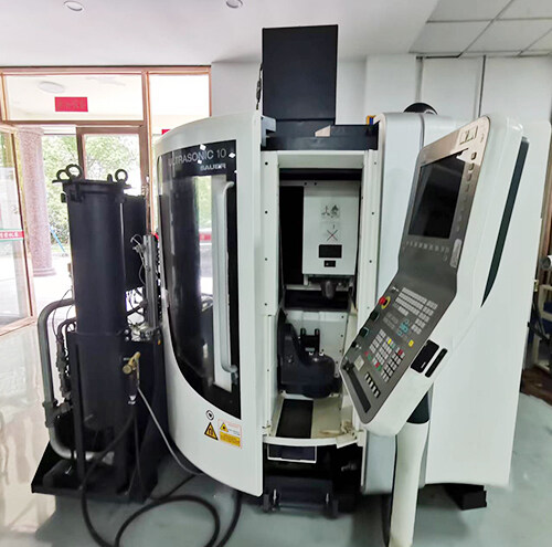 德马吉ULTRASONIC 10超声高频五轴加工中心